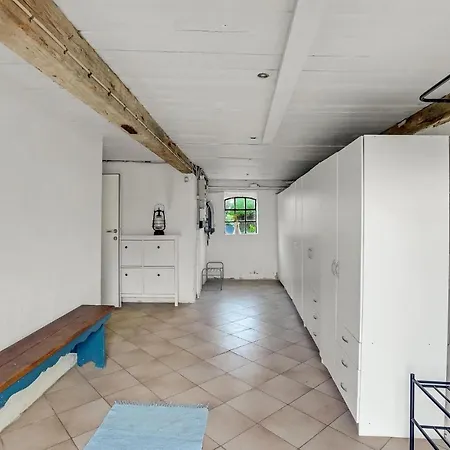 8 Bedroom Beautiful In *