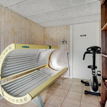Vakantiehuis 8 Bedroom Beautiful In *