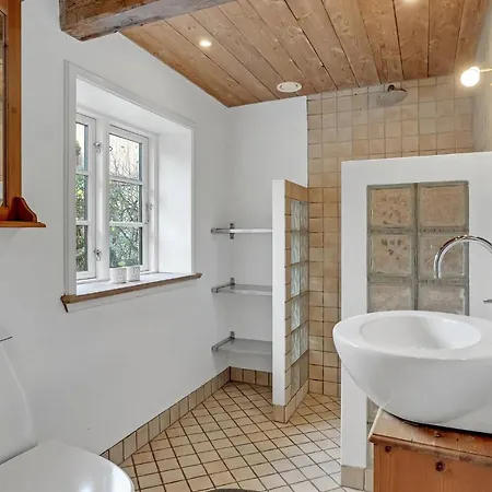 Vakantiehuis 8 Bedroom Beautiful In Højer
