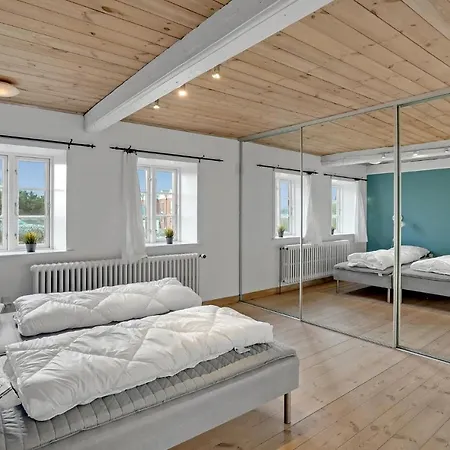 8 Bedroom Beautiful In Vakantiehuis