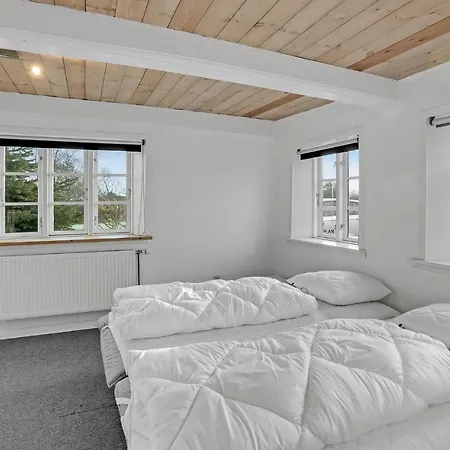8 Bedroom Beautiful In Højer